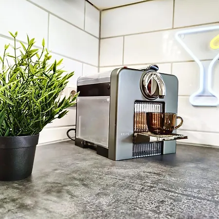 Modernes Loft-erlebnis Mit Fitnessbereich & Heimkino 马格德堡