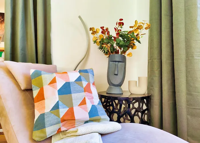 Modernes Loft-erlebnis Mit Fitnessbereich & Heimkino *